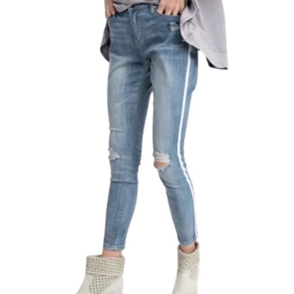 EASEL Los Angeles Blue Distressed Side Stripe Denim Skinny Jeans Size M - Picture 1 of 8